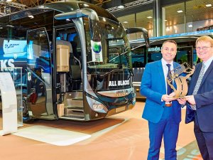 Uluslararası Yılın Otobüsü 2016 Ödülü Iveco'nun