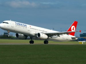 THY Londra yolcularını uyardı