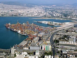 Alsancak Limanı, kruvaziyer ve yük limanı olarak 2016'da ihaleye çıkıyor