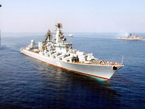 Rusya, hava savunma sistemli kruvazörü Lazkiye'ye gönderdi
