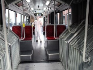 Metrobüslerde kış temizliği