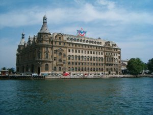 Haydarpaşa Garı tarihi koruyarak restore ediliyor