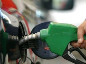 Benzine indirim geldi