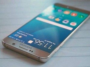 Samsung güncellemeyi 2016'ya erteledi