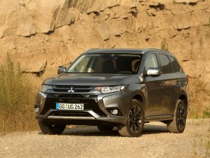 Mitsubishi Outlander PHEV Avrupa'da 50.000 satış adedini aştı