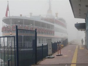 İstanbul Boğazı çift yönlü gemi trafiğine kapatıldı