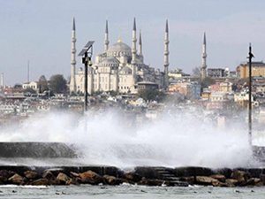 Lodos Marmara'yı altüst etti, İDO, BUDO ve GESTAŞ seferleri iptal oldu