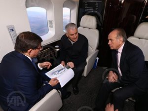 Başbakan Ahmet Davutoğlu, Yıldırım ve Topbaş ile 3. köprüyü inceledi