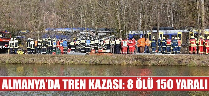 Almanya'da tren kazası: 8 ölü, 150 yaralı