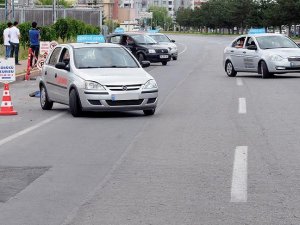 Her sürücü adayına zeka testi yapılmayacak