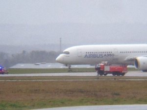 Airbus A350-900 pistten çıktı