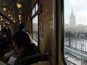 Moskova’da kendi kendine çalışan metro