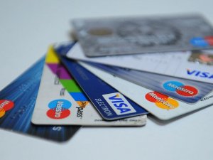 Kredi kartları MTV ödemeleri için cüzdandan çıktı