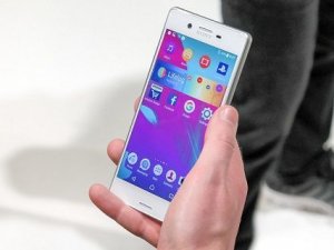 Sony Xperia X'te gizli LED bildirim ışığı yer alıyor