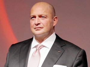 Deniz Haber Ajansı'nın bir ay önce yaptığı Mustafa Koç haberi, ulusal basında manşete taşındı