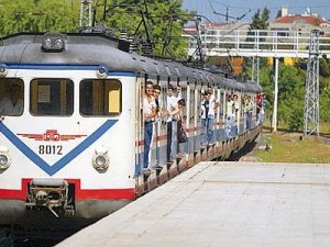 İstanbul banliyö treni geri geliyor