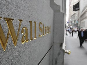 Fed, Wall Street'te bonus peşine düştü