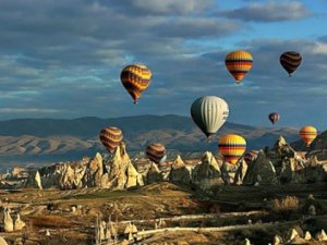 Kapadokya'da sıcak hava balonu düştü: 1 kişi hayatını kaybetti