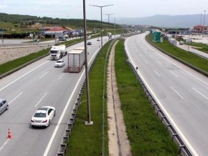 Ankara yönü ulaşıma kapatıldı! TEM’de yoğunluk