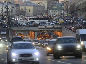 Rusya'da otomobil üretimi düşüşte