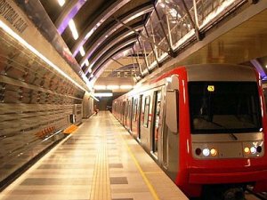 İzmir metrosuna 15 yeni araç bu ay gelecek