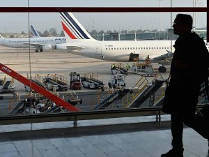 Fransa’da pilotlar greve gitti