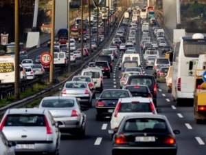 İstanbul'da pazar günü bazı yollar trafiğe kapalı olacak