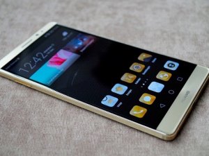 Huawei Mate 9 geliyor