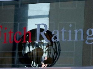 Fitch: Türkiye’nin mali pozisyonunda baskı yok