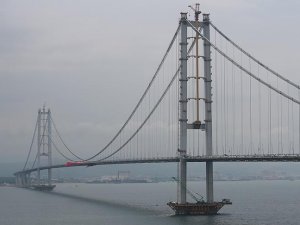 Osmangazi Köprüsü bayram müjdesiyle hizmete açıldı