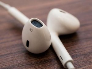 Apple'ın kablosuz kulaklığı 'AirPod' ile ilgili ilk resmi kanıt ortaya çıktı