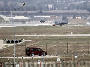 Adana'daki İncirlik 10'uncu Tanker Üs Komutanlığı'nda operasyon