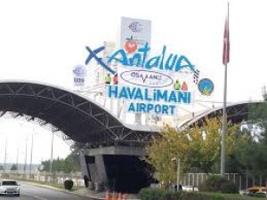 Antalya Havalimanı'nda Rusya için özel önlem