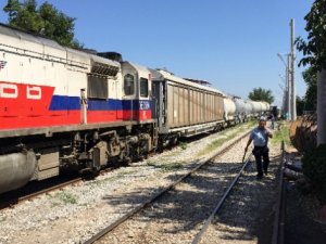 Van’da trene bombalı saldırı