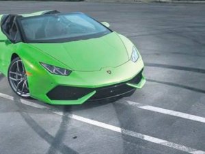 Lamborghini yok sattı