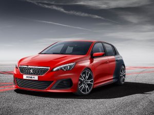 Peugeot 308 GTI Türkiye yollarına çıktı