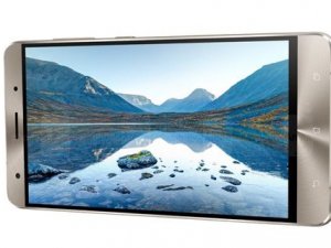 Asus Zenfone 3 Deluxe'ün tanıtım videosu özelliklerini gösteriyor