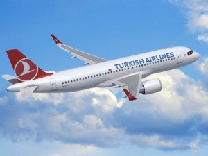 THY'nin İstanbul uçağı Kahire'ye indi