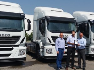 Fırat Taşımacılık filosuna yeni Iveco çekiciler