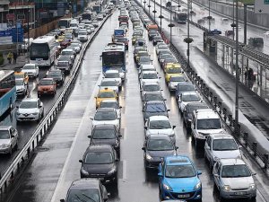 Trafik sigortasında prim düşüşü sürüyor