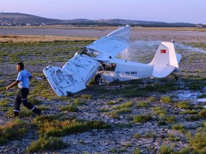 Çorlu'da eğitim uçağı düştü