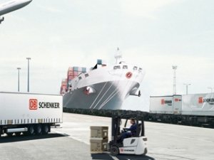 DB Schenker'den rekor gelir