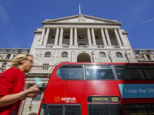 İngiltere Merkez Bankası faiz oranını değiştirmedi