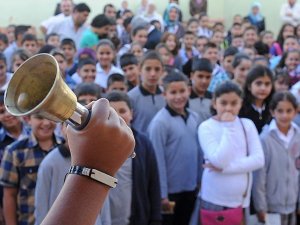 İlk ders zili pazartesi çalacak