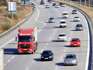 TEM Otoyolu'nun Ankara yönü 20 gün trafiğe kapalı