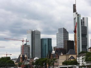'Frankfurt'un Londra'nın yerini alması gerçekçi değil'