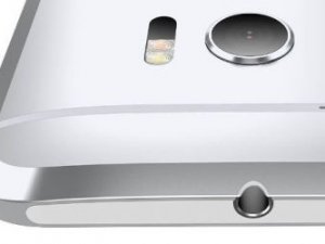 HTC Butterfly Mini'nin canlı görüntüleri sızdırıldı