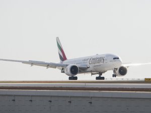 Emirates Atina üzerinden New York’a günlük sefer başlatıyor