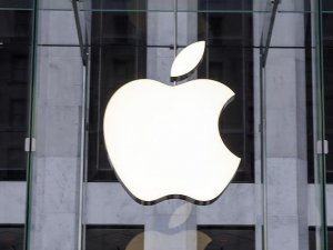 Apple tedarikçisine 1 milyar dolarlık dava açtı