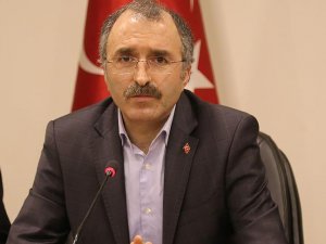 'Dünya ekonomisi küçülürken Türkiye büyüyor'